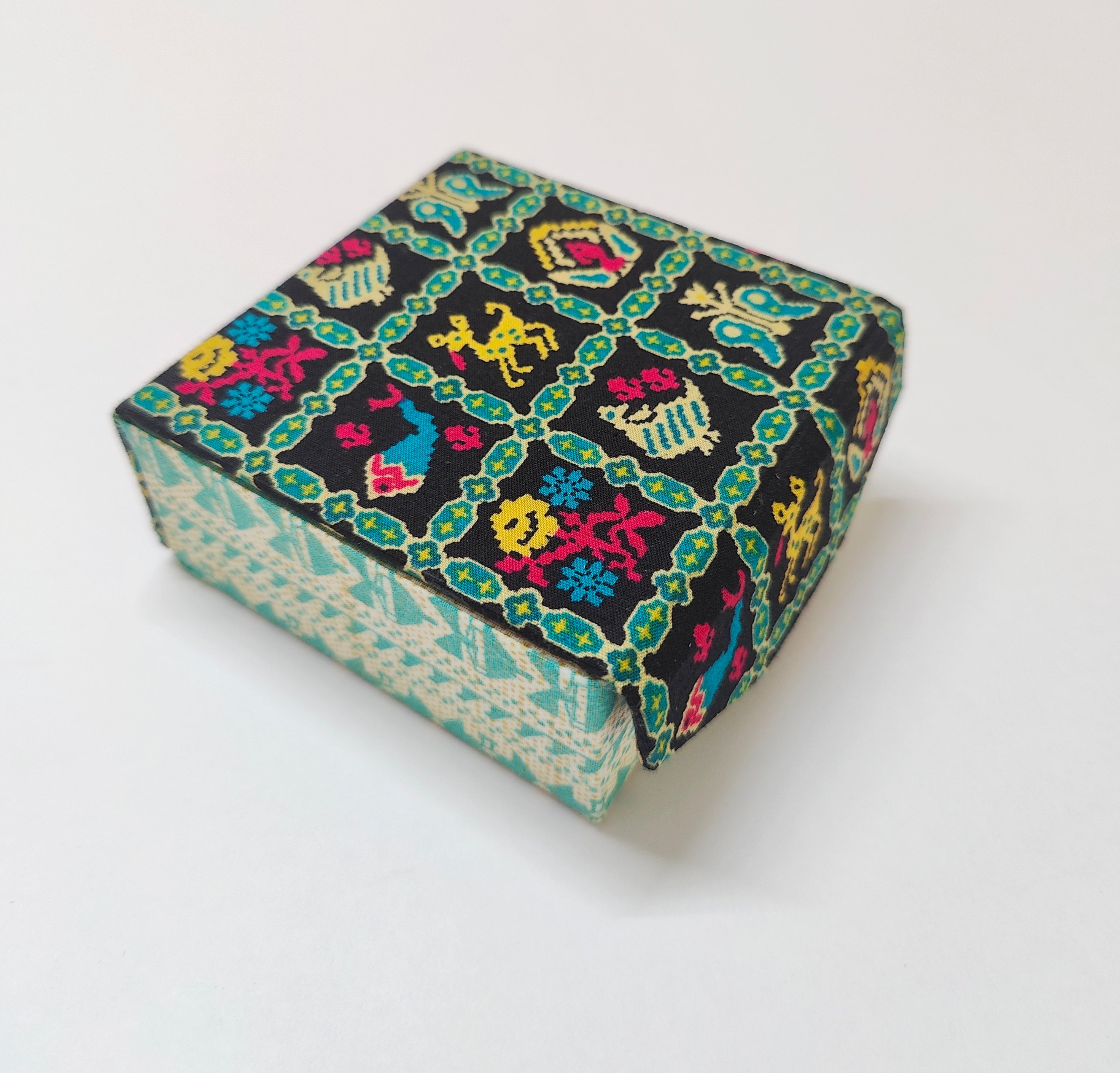 Small Square Travel box - Set of 2 - Patola &amp; Kalamkari
