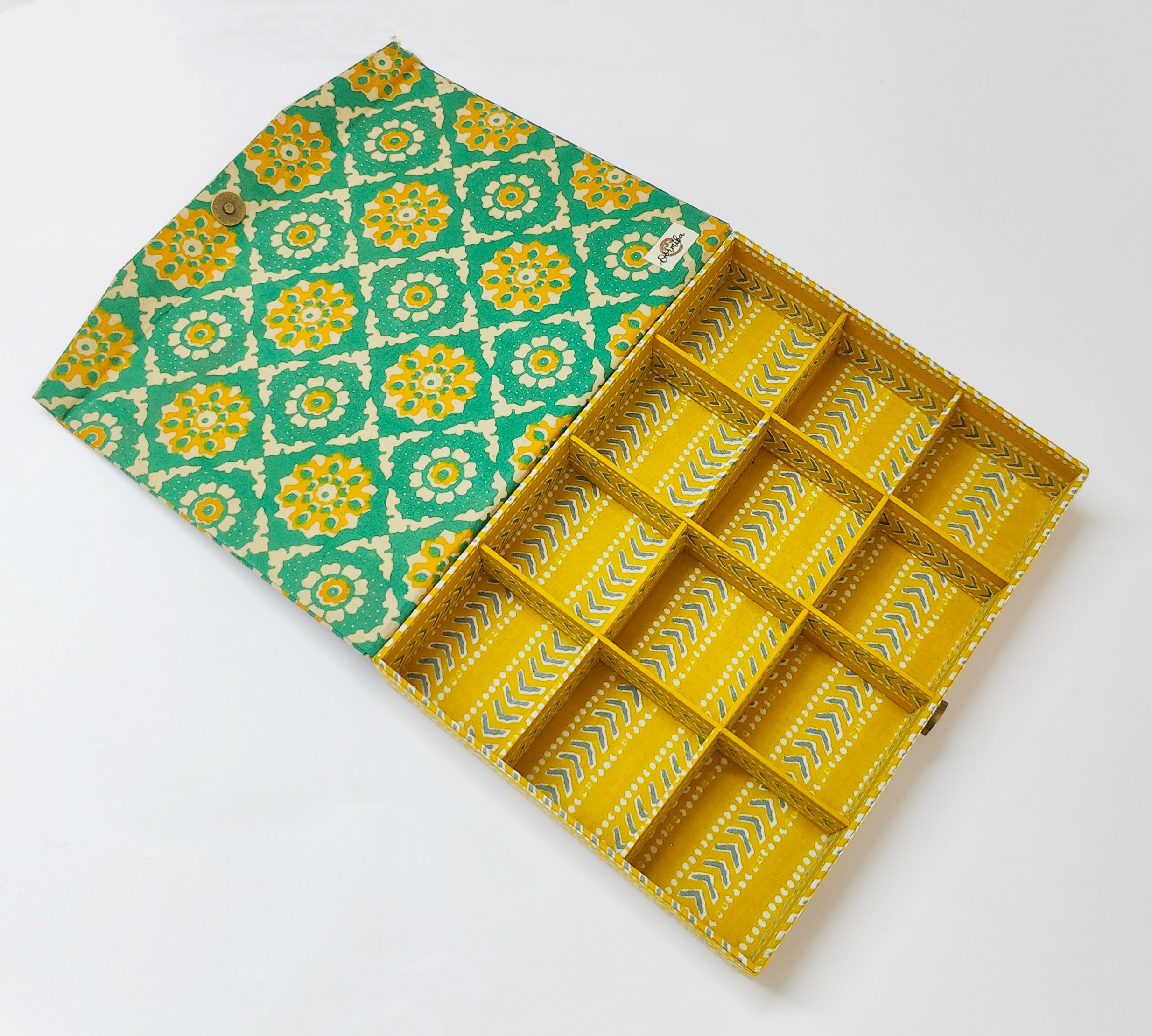 Rectangle 12 slot jewellery organizer - Green Kalamkari