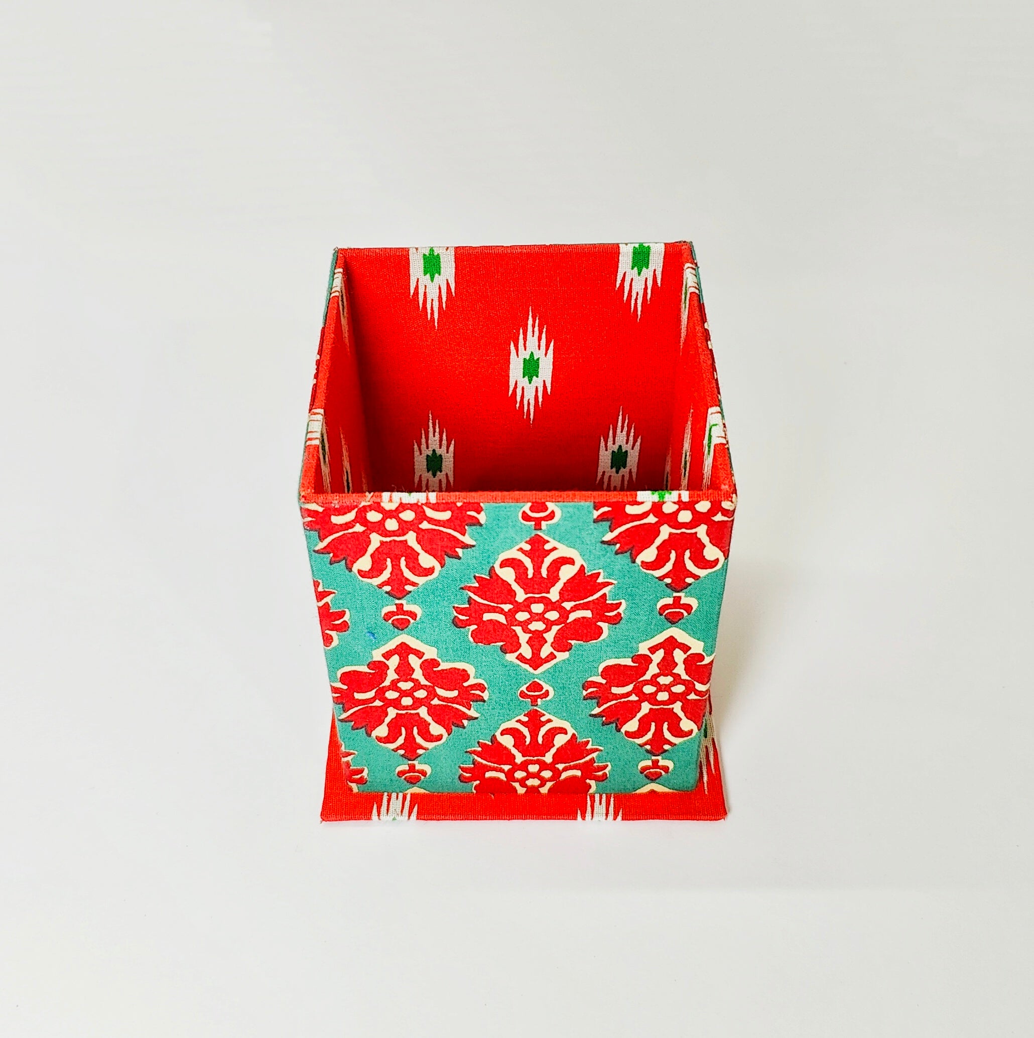 Large Pen Stand/ Hairbrush Holder - Red and Green