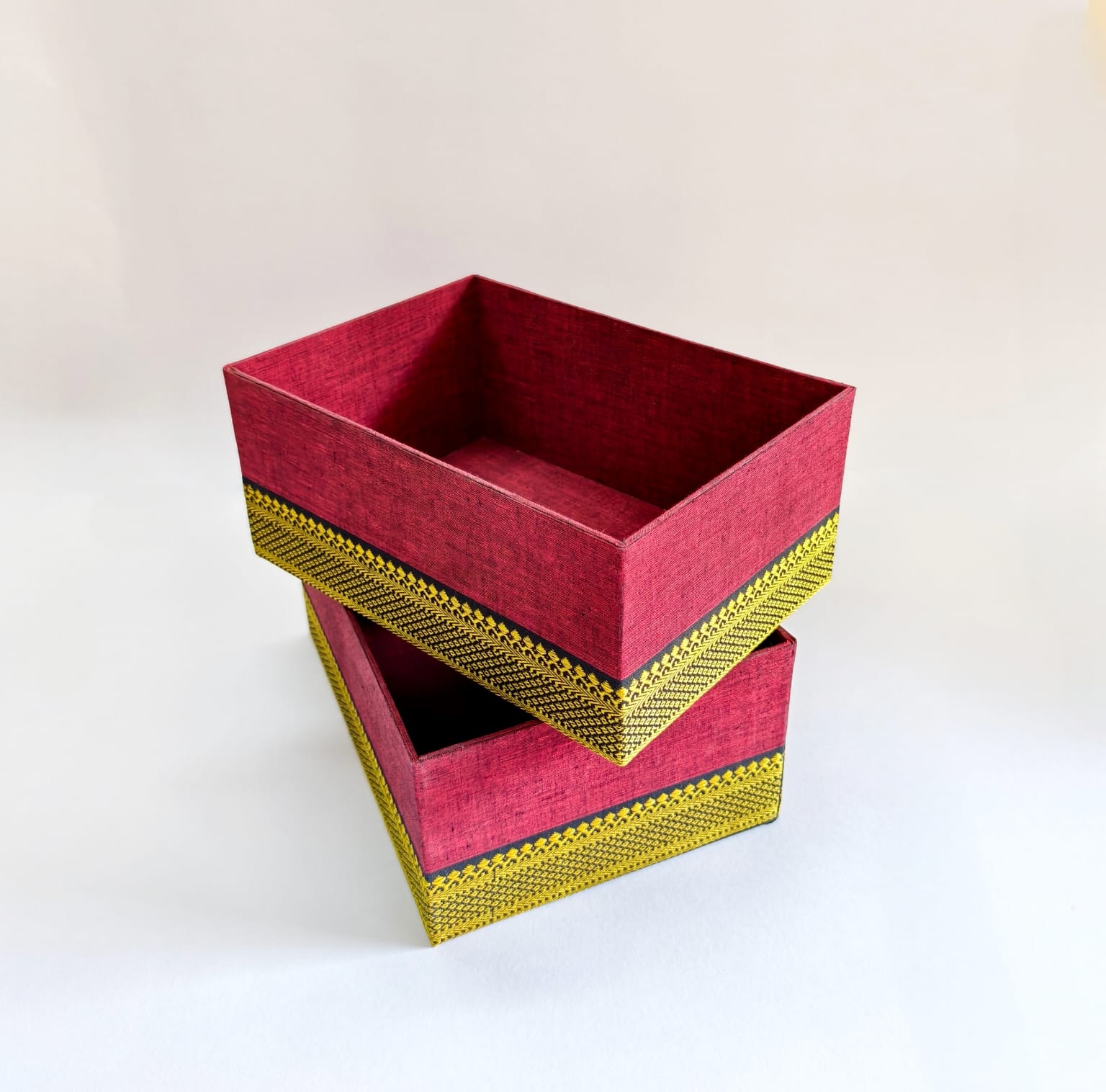 Set of 2 Open Storage boxes - Maroon Mangalagiri