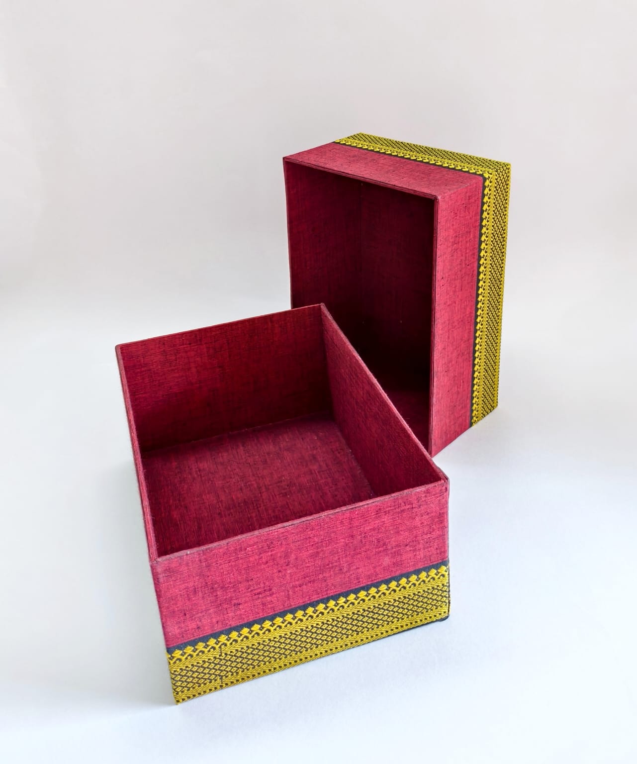 Set of 2 Open Storage boxes - Maroon Mangalagiri